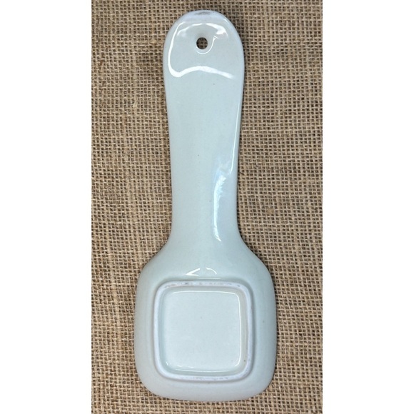 Vintage Off White Dainty Floral Ceramic Spoon Rest Cottage Core Folk Art Rustic - Picture 2 of 3